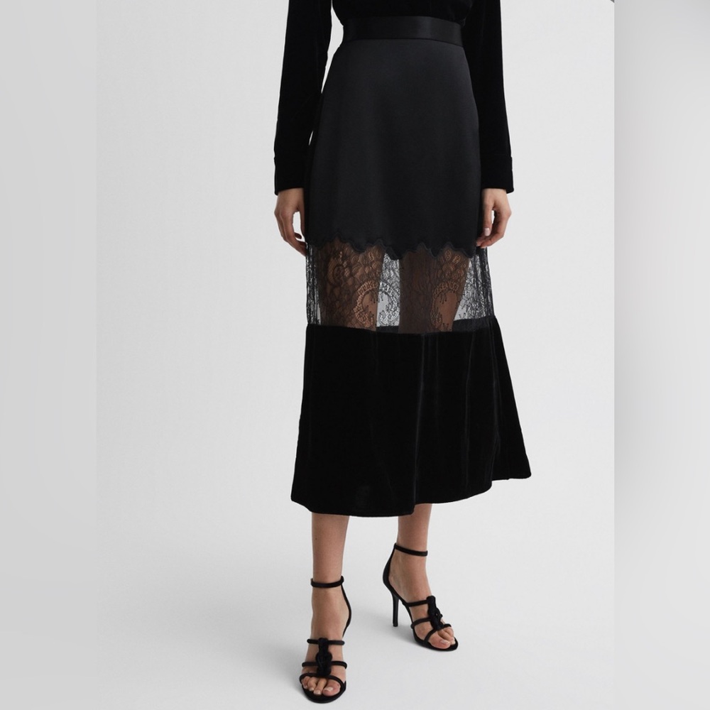 REISS TILLY FITTED SATIN-VELVET MIDI SKIRT